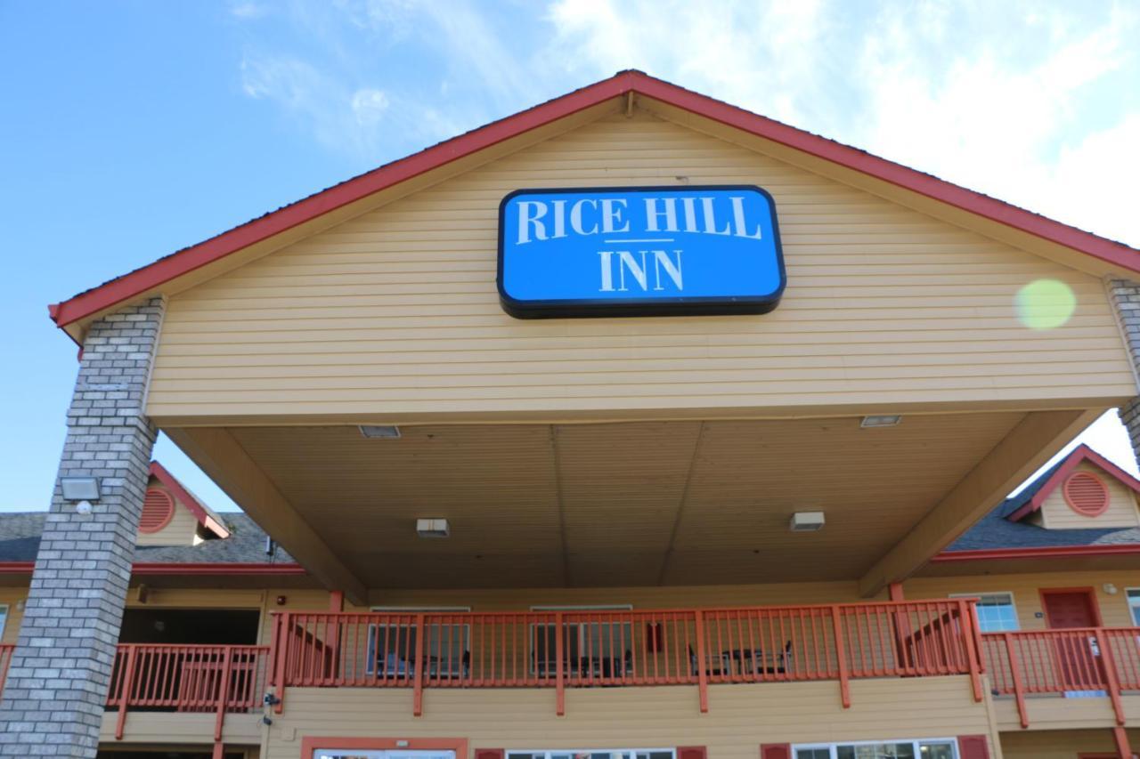 Rice Hill Inn Oakland Exterior photo