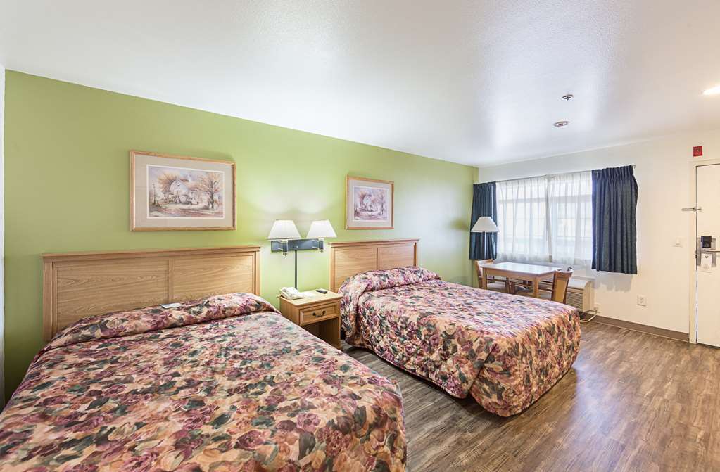 Rice Hill Inn Oakland Room photo