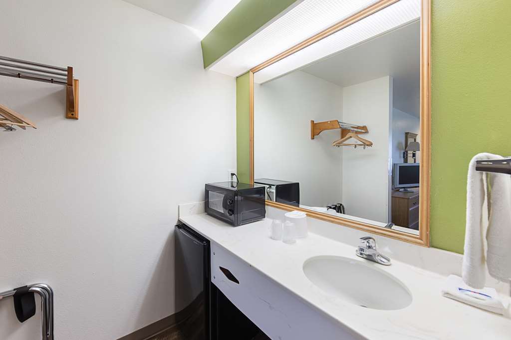 Rice Hill Inn Oakland Room photo